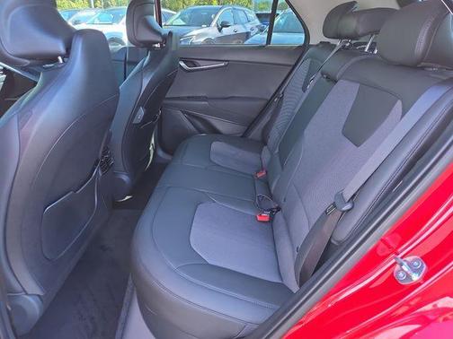 2025 Kia Niro Plug-In Hybrid EX