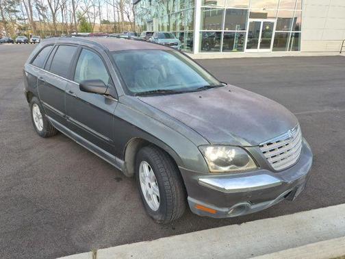 2004 Chrysler Pacifica 