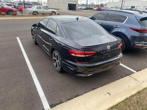 2020 Volkswagen Passat 2.0T R-Line
