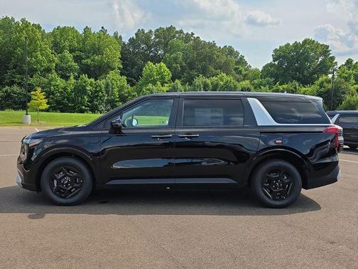 Aurora Black Pearl 2026 Kia Carnival LXS