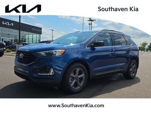 Blue Metallic 2022 Ford Edge SEL