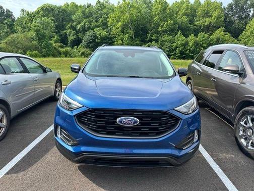 Blue Metallic 2022 Ford Edge SEL