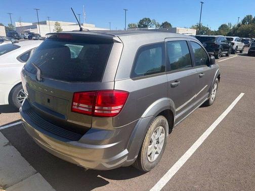 Storm Gray Pearlcoat 2012 Dodge Journey SE/AVP