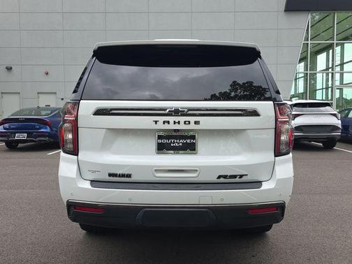 Summit White 2022 Chevrolet Tahoe RST