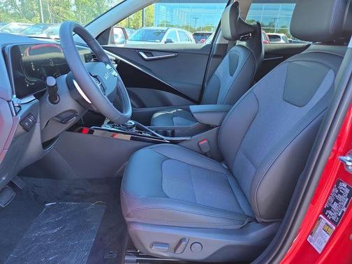 2025 Kia Niro Plug-In Hybrid EX