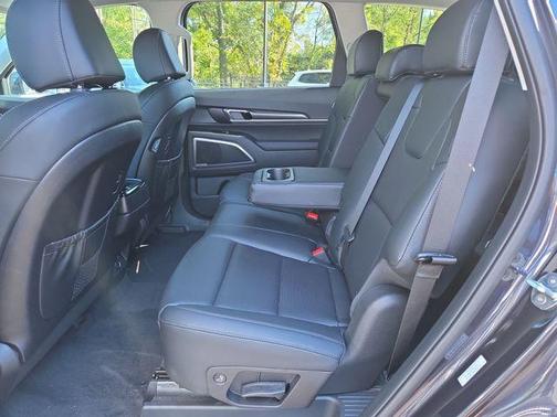 2025 Kia Telluride LX