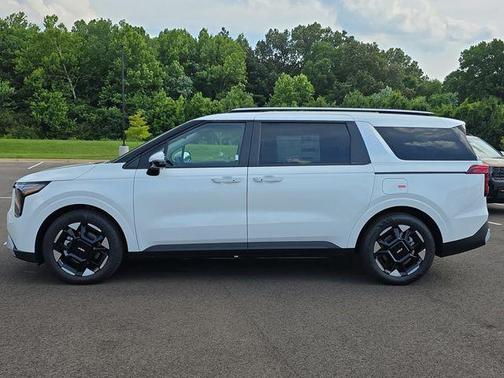 Snow White Pearl 2026 Kia Carnival EX