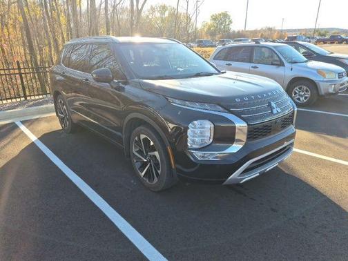 2022 Mitsubishi Outlander SEL