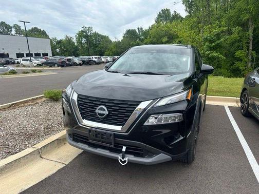 Black 2023 Nissan Rogue SV