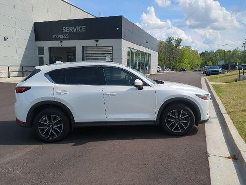 Snowflake White Pearl Metallic 2017 Mazda CX-5 Grand Touring