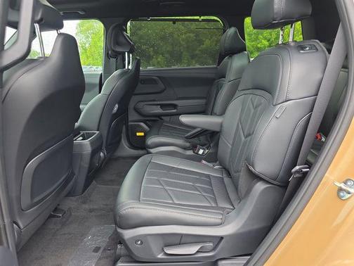 Terrain 2027 Kia Telluride SX