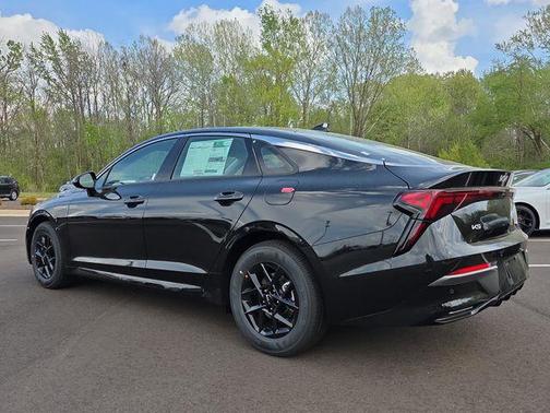 Aurora Black Pearl 2026 Kia K5 LXS