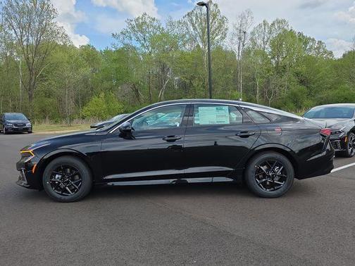 Aurora Black Pearl 2026 Kia K5 LXS