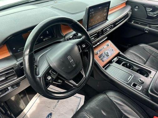 Radiance Metallic 2020 Lincoln Aviator Reserve RWD