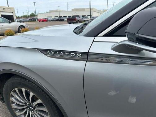 Radiance Metallic 2020 Lincoln Aviator Reserve RWD
