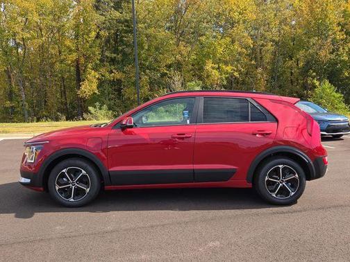 2025 Kia Niro Plug-In Hybrid EX