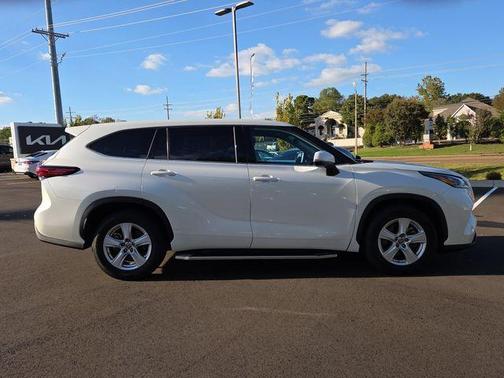 2020 Toyota Highlander L