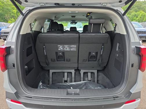 Ceramic Silver 2026 Kia Carnival EX