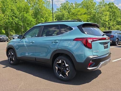 Blue 2026 Kia Seltos EX