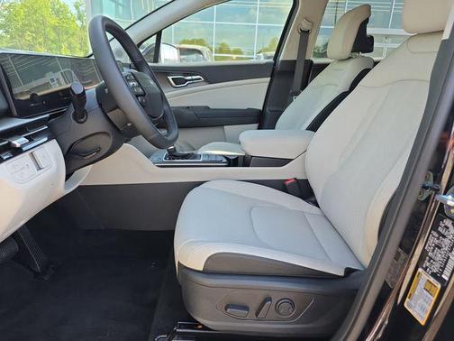 Ebony Black 2026 Kia Sportage EX