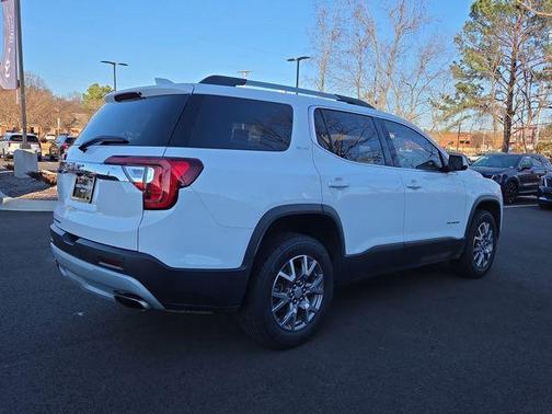 2021 GMC Acadia SLT