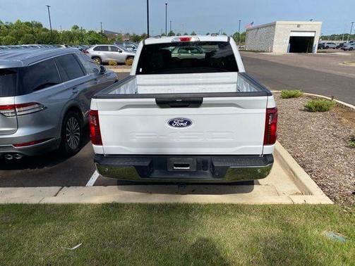 Oxford White 2025 Ford F-150 XLT