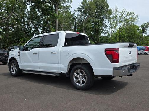 Oxford White 2025 Ford F-150 XLT