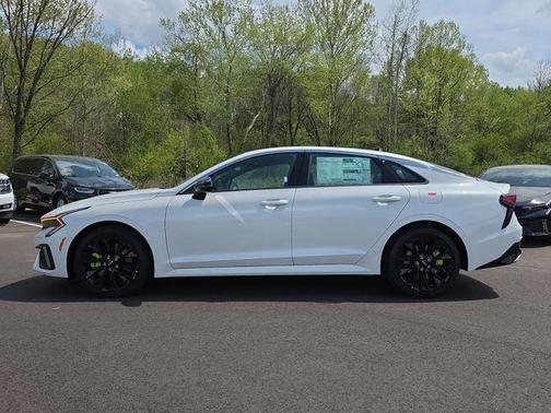 Snow White Pearl 2026 Kia K5 GT