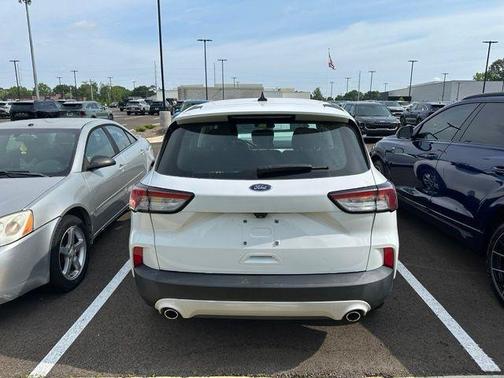 Oxford White 2021 Ford Escape S