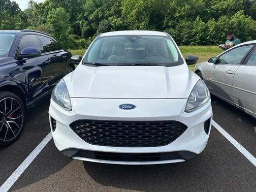 Oxford White 2021 Ford Escape S