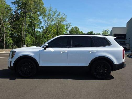 Glacial White Pearl 2022 Kia Telluride EX