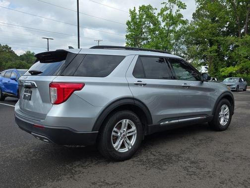 Silver Metallic 2021 Ford Explorer XLT