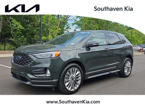 Green Metallic 2024 Ford Edge Titanium
