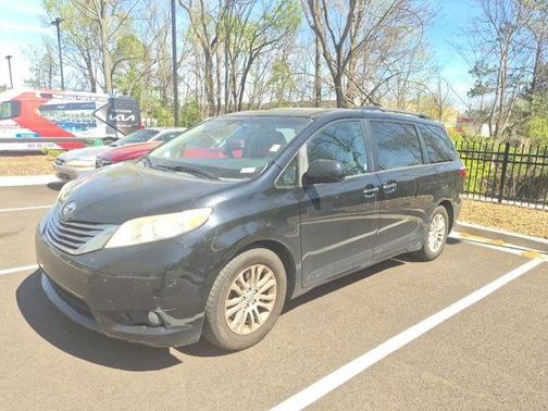2015 Toyota Sienna L
