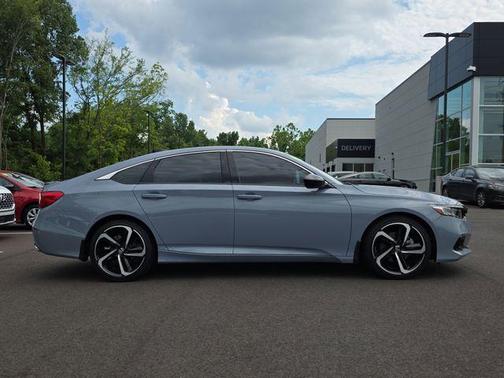 Blue 2022 Honda Accord Sport SE