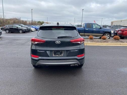 2016 Hyundai TUCSON Sport