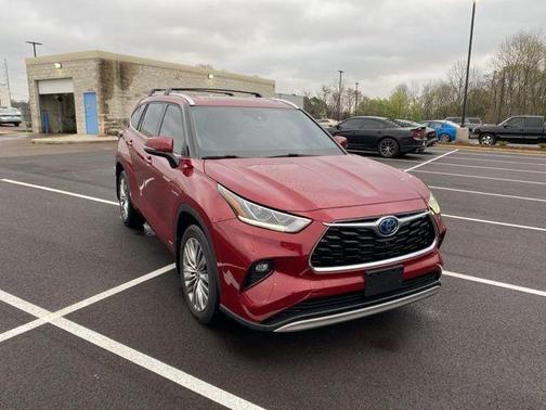 2021 Toyota Highlander Hybrid Platinum