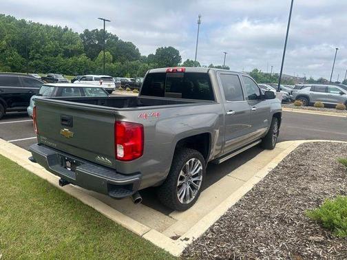 Pepperdust Metallic 2017 Chevrolet Silverado 1500 High Country