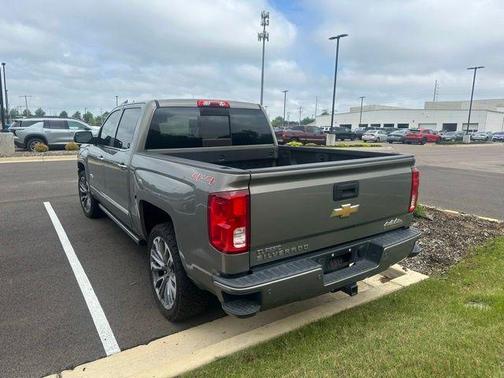 Pepperdust Metallic 2017 Chevrolet Silverado 1500 High Country