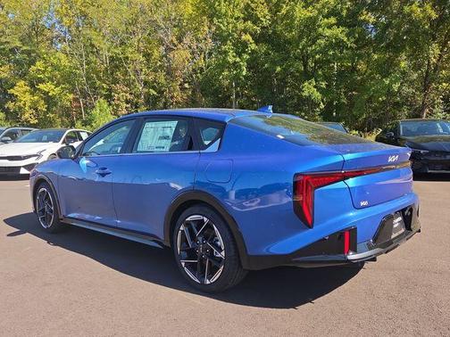 2025 Kia K4 GT-Line