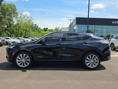 Ebony Twilight Metallic 2025 Buick Envista Avenir