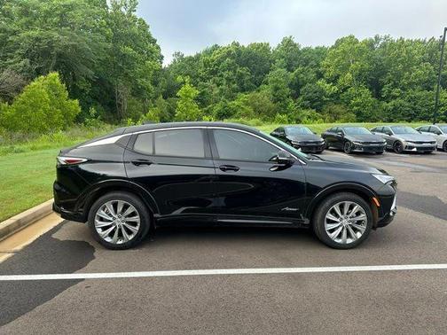 Ebony Twilight Metallic 2025 Buick Envista Avenir