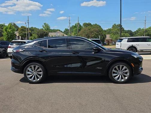 Ebony Twilight Metallic 2025 Buick Envista Avenir
