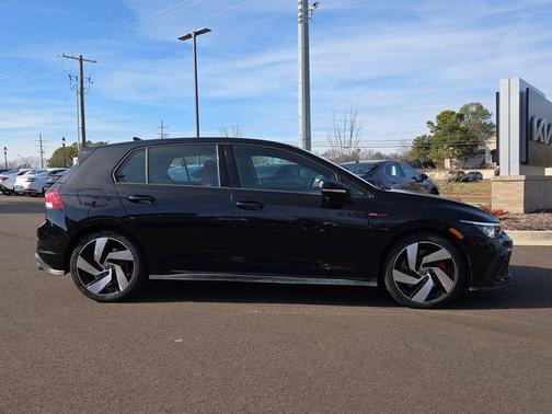 2024 Volkswagen Golf GTI 2.0T S
