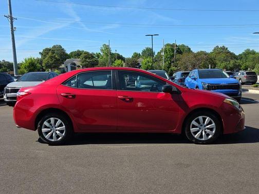 Barcelona Red Metallic 2016 Toyota Corolla LE