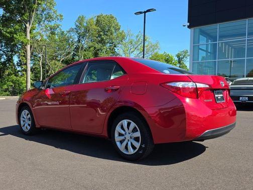Barcelona Red Metallic 2016 Toyota Corolla LE
