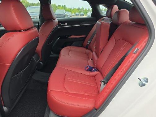 Snow White Pearl 2026 Kia K5 GT-Line