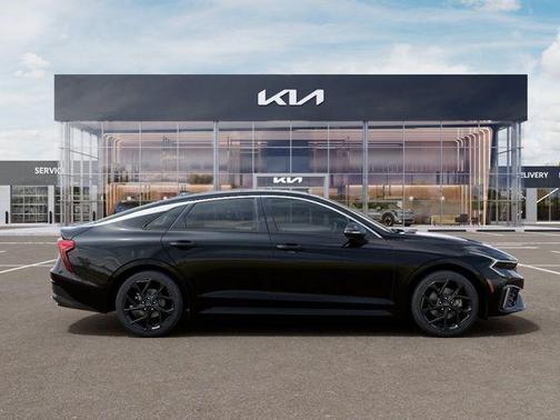 Aurora Black Pearl 2026 Kia K5 GT-Line