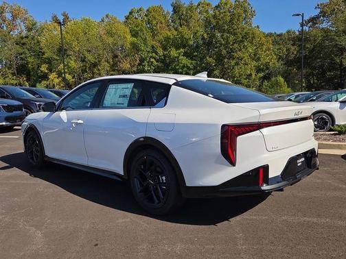 2025 Kia K4 GT-Line Turbo