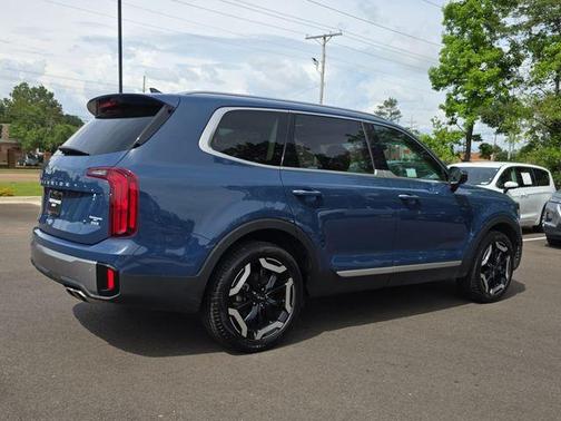 Midnight Black 2025 Kia Telluride S
